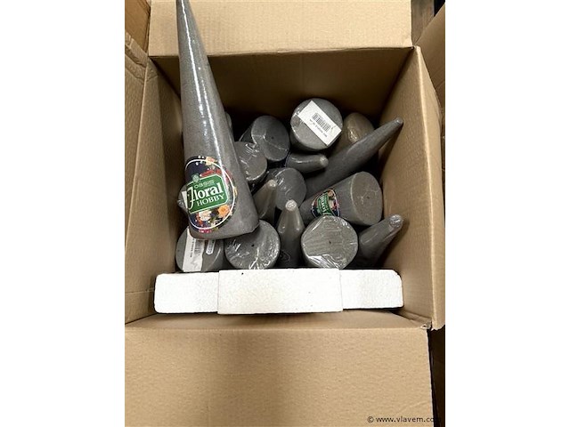 4 dozen, inh. div. hobbymateriaal - afbeelding 4 van  5