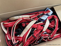 4 dozen, inh. div. huisdieren toebehoren - afbeelding 3 van  5