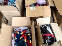 4 dozen, inh. partij div. huisdieren toebehoren