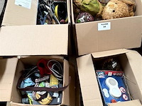 4 dozen, inh. partij div. huisdieren toebehoren - afbeelding 1 van  5