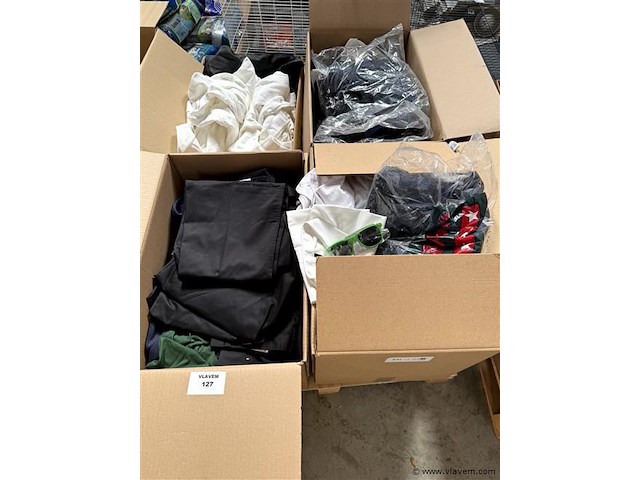 4 dozen, inh. partij div. kleding - afbeelding 1 van  5