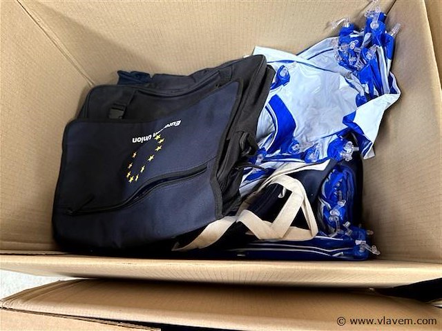 4 dozen, inh. partij div. promomateriaal kleding reeds bedrukt - afbeelding 5 van  5