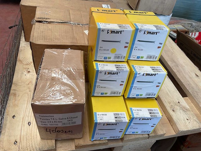 4 dozen nagels en 6 dozen slag ankers - afbeelding 1 van  6