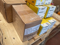 4 dozen nagels en 6 dozen slag ankers - afbeelding 3 van  6