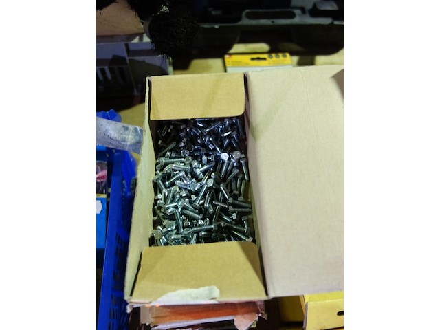 4 dozen tapbouten - afbeelding 2 van  2