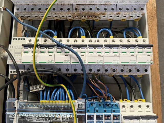 4 electriciteitskasten - afbeelding 3 van  6