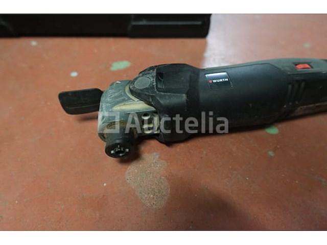 4 elektrogereedschappen - afbeelding 1 van  13