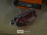 4 fietsachterlicht, 1 handvatset, fietsbel en 2 binnenbanden - afbeelding 2 van  3