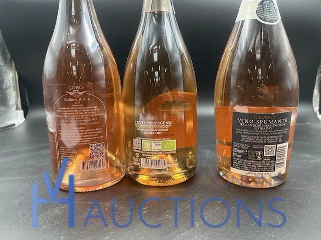 4 flessen diverse rosé- en schuimwijn - afbeelding 3 van  4