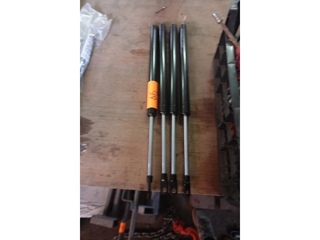 4 gasveren - afbeelding 1 van  2