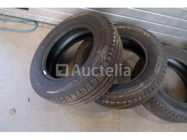 4 goodyear 215/65 r16c banden - afbeelding 4 van  9