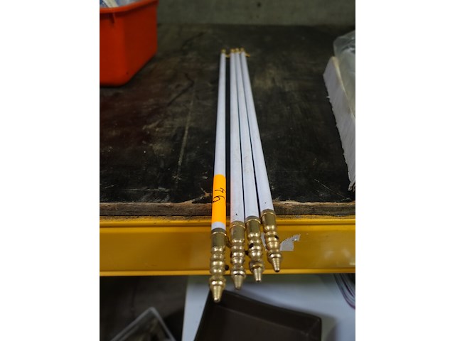 4 gordijnroeden - afbeelding 1 van  8