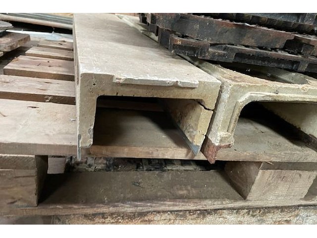 4 goten - afbeelding 3 van  4