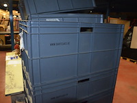 4 grote en 4 kleine lege pvc bakken - afbeelding 3 van  4