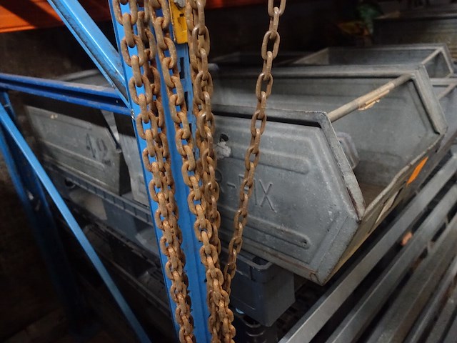 4 grote metalen bakken (verschillende modellen) - afbeelding 2 van  6