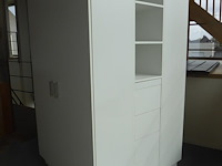 4 hoekige kleerkast - afbeelding 1 van  5