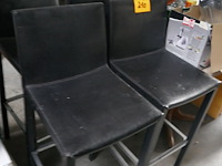 4 hoge barstoelen - afbeelding 1 van  3