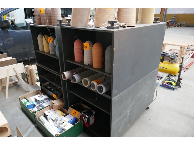 4 houten opbergkasten - afbeelding 3 van  3