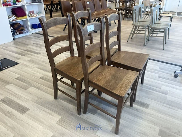 4 houten stoelen - afbeelding 2 van  2