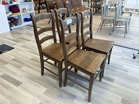 4 houten stoelen - afbeelding 2 van  2