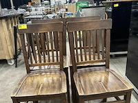 4 houten stoelen - afbeelding 2 van  3