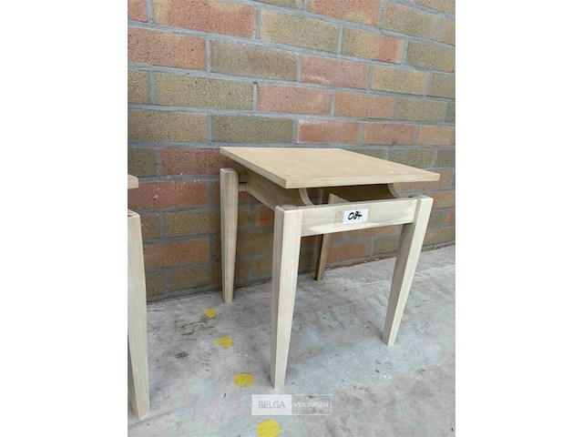 4 houten tafeltjes - afbeelding 2 van  3