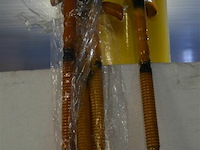 4 houten wandelstokken - afbeelding 2 van  3