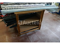 4 houten werktafels met bodemschap - afbeelding 7 van  7