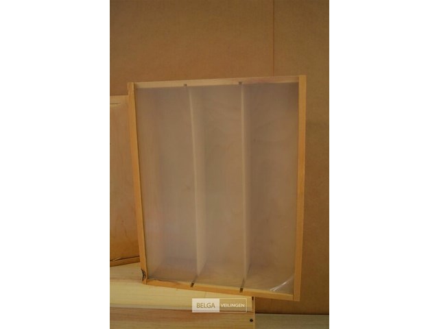 4 houten wijnkisten - afbeelding 2 van  4