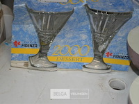 4 ijskopjes in hoornvorm - afbeelding 2 van  2