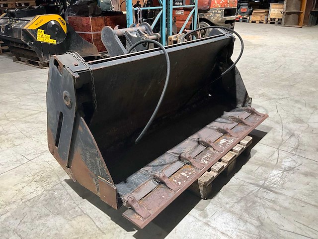 4-in-1 bak - voor graafmachines - afbeelding 13 van  15