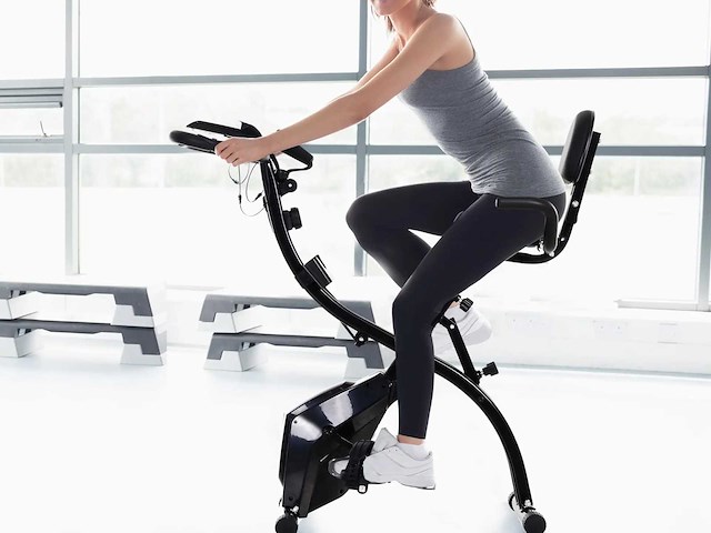 4-in-1 opvouwbare hometrainer - stille magnetische ergometer met weerstandssnoeren - afbeelding 1 van  7
