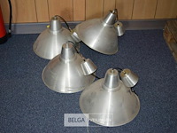 4 industriële lampen