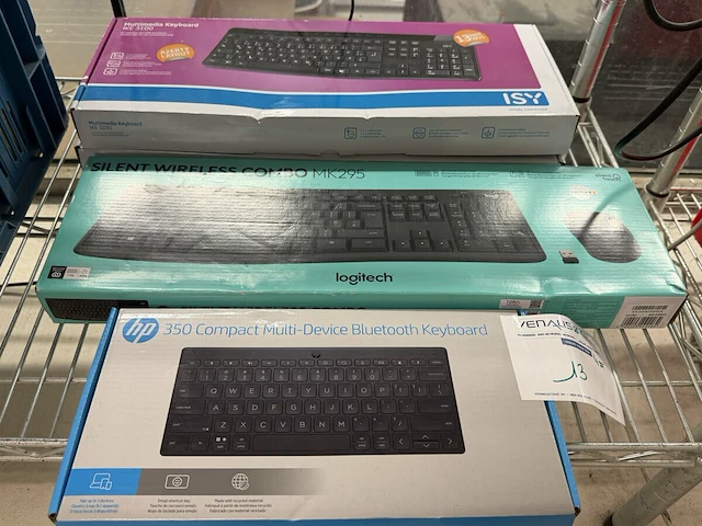 4 keyboards - afbeelding 1 van  1