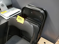 4 klapstoelen zwarte kleur - afbeelding 3 van  3