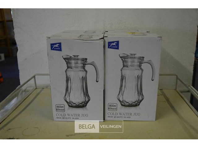 4 koudwater kannen 1,8l - afbeelding 1 van  2
