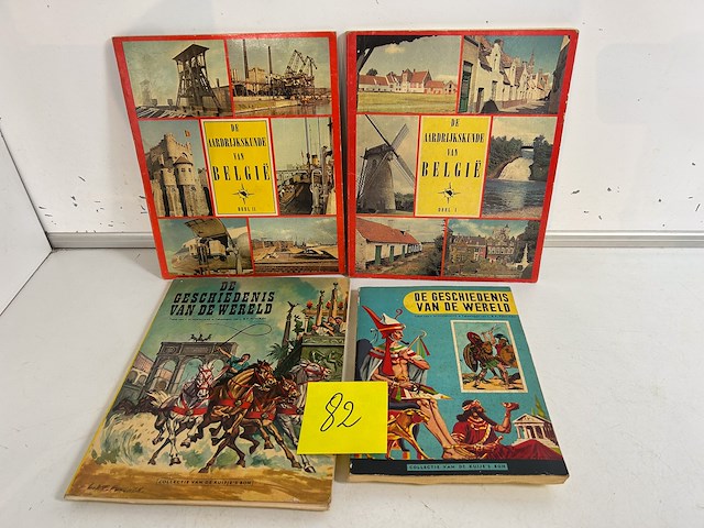 4 kuifjes bon plakboeken (volledig) - afbeelding 1 van  2