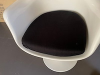 4 kuipstoelen - afbeelding 4 van  6