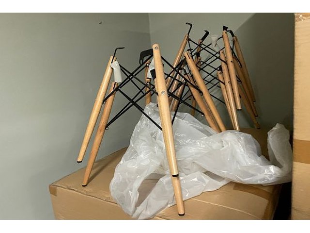 4 kuipstoelen - afbeelding 5 van  5