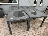 4 kunststof tuintafels - afbeelding 5 van  5