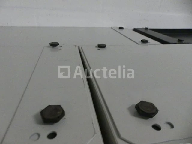 4 lage kasten met luiken - afbeelding 5 van  7