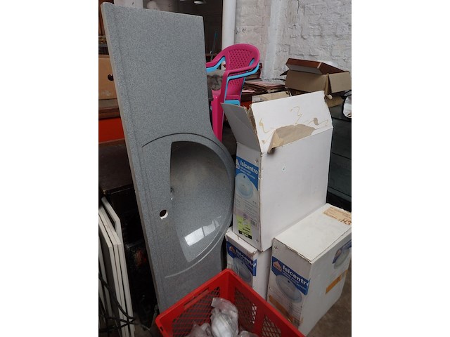 4 lavabo's nieuw - afbeelding 1 van  2