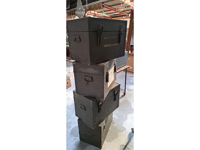 4 legerkoffers - afbeelding 2 van  2