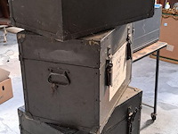 4 legerkoffers - afbeelding 2 van  2
