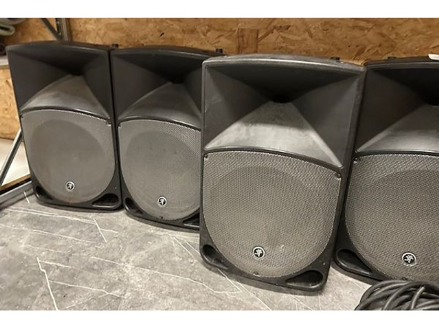 4 luidsprekers thump - afbeelding 2 van  7