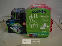 4 maandverband en 4 doosjes tampons - afbeelding 1 van  3