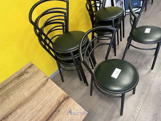 4 metalen horecastoelen - afbeelding 1 van  4