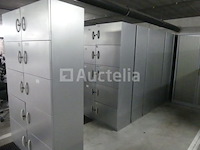 4 metalen kasten 10 kluisjes - afbeelding 2 van  6