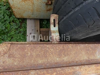 4 metalen kisten met inhoud - afbeelding 8 van  12