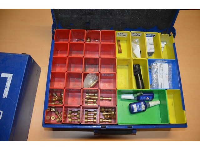 4 metalen koffers vulkan lokring met koppelstukken (b423) - afbeelding 5 van  9